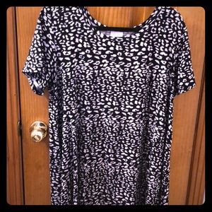 LuLaRoe XL Carly - Black & White Leopard - Soft